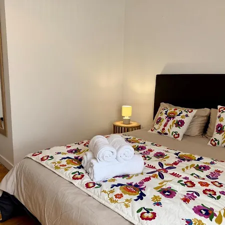 Maison 8 Personnes Et Salle De Cinema Privee *