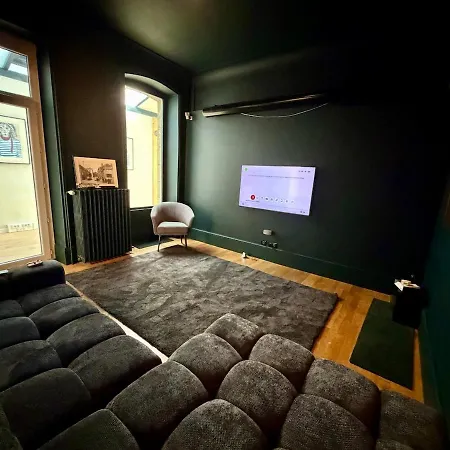 Maison 8 Personnes Et Salle De Cinema Privee
